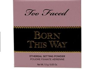 بودرة التثبيت الأثيرية من Too Faced Born This Way 0.05 أونصة (حجم السفر)
